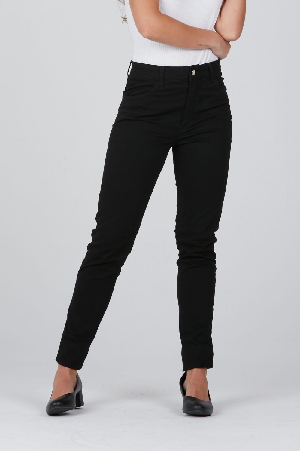 CALCA FEM JEANS ROVIAN C/ELASTANO-PRETO